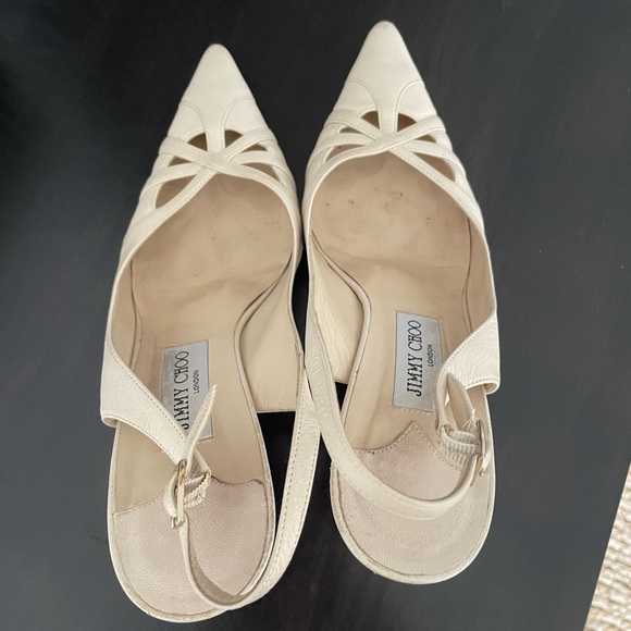 Jimmy Choo Cutout Accent Slingback Pump size 9/12, leather with 3 inch heels. - Picture 2 of 5